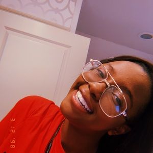 Meet your Posher, Imani